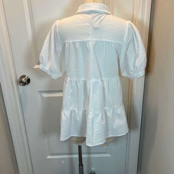 Jodifl White Seersucker Babydoll Top Short Puff Sleeve Tiered Button Down G11478 - Picture 4 of 6